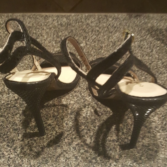 Shoes - Picture 2 of 3